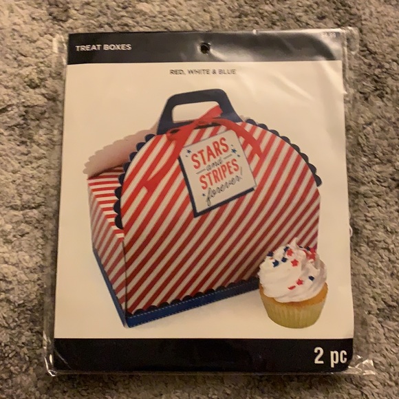 Holiday treat bundle! - Picture 5 of 6